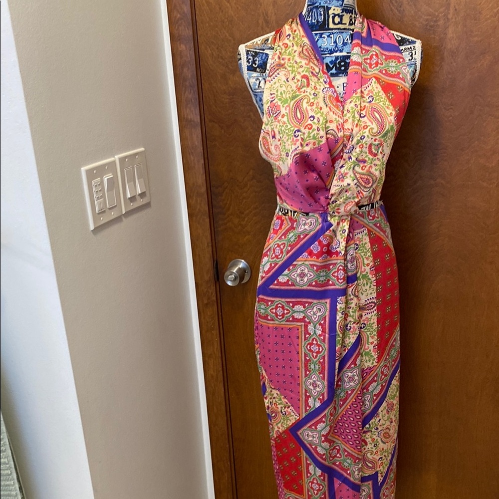Zara Elegant Paisley open back dress size XS brand new